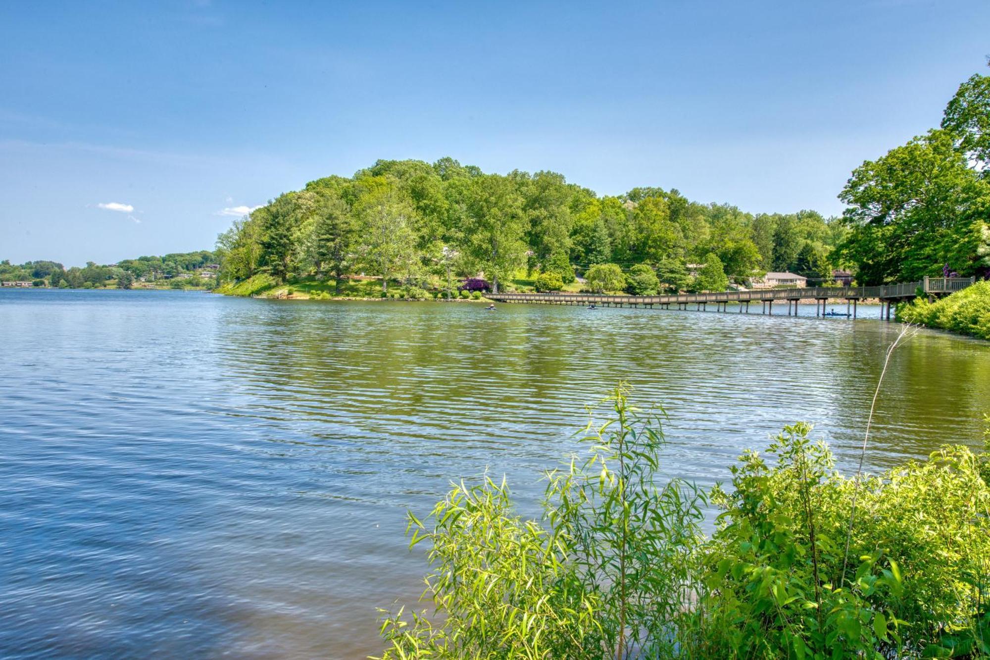 Hood Lower Lake Junaluska 外观 照片
